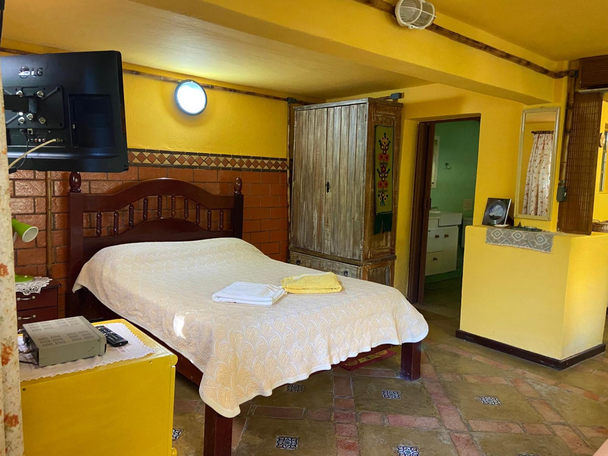 Chale Laranja - Sitio Caldeirao Villa Posse  Bagian luar foto